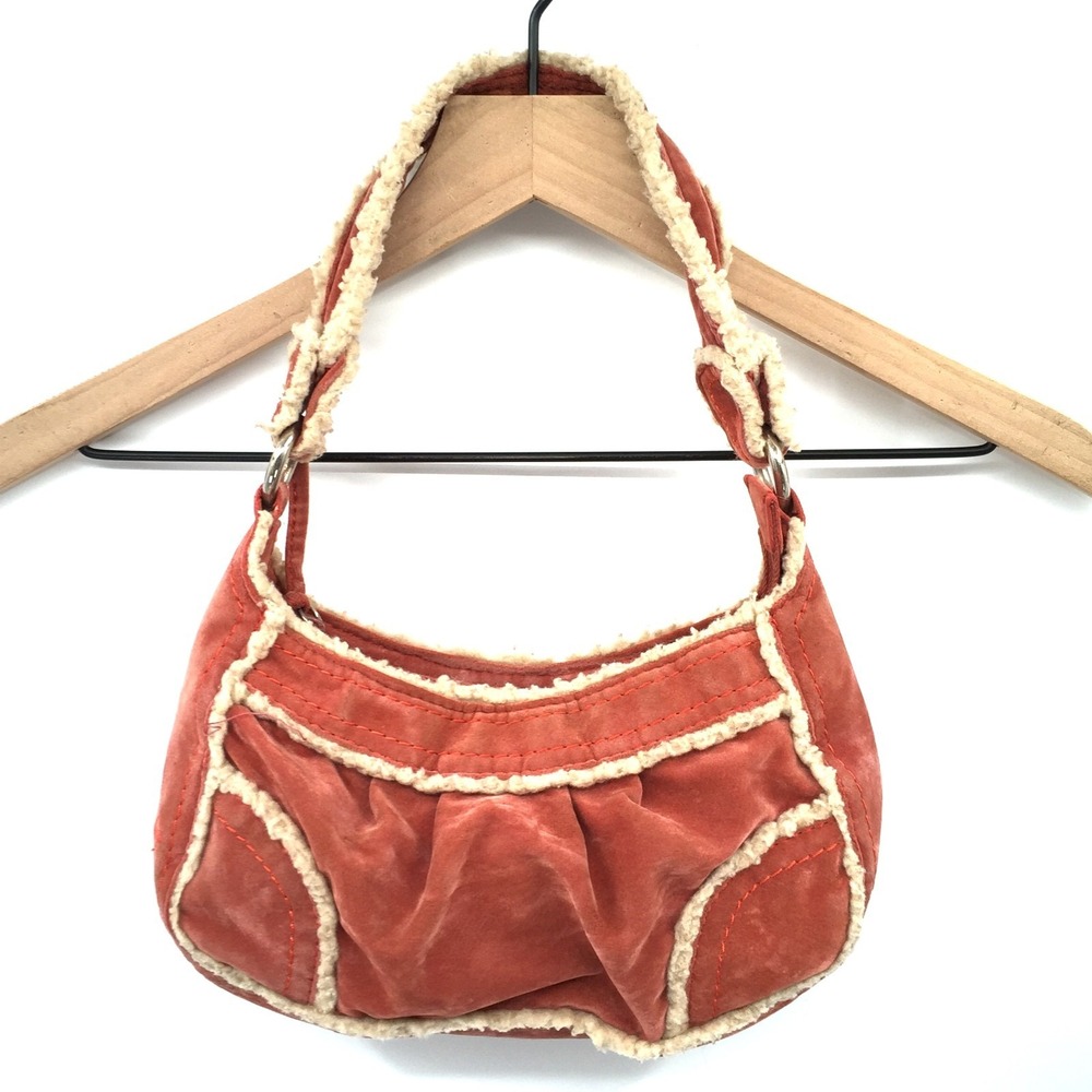 y2k vintage Unionbay peach pink sherpa small under arm bag shoulder bag